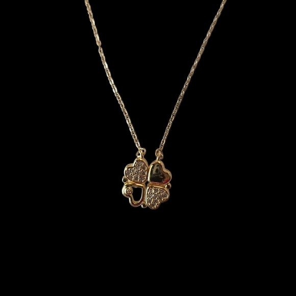 unbranded Jewelry - Elegant Gold Clover Necklace #52